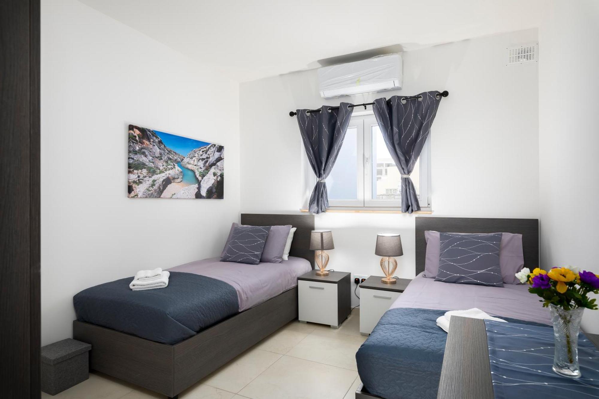 Modern & Spacious 2Br Apartment With Country Views - Close To Xemxija Bay خليج سانت بول المظهر الخارجي الصورة